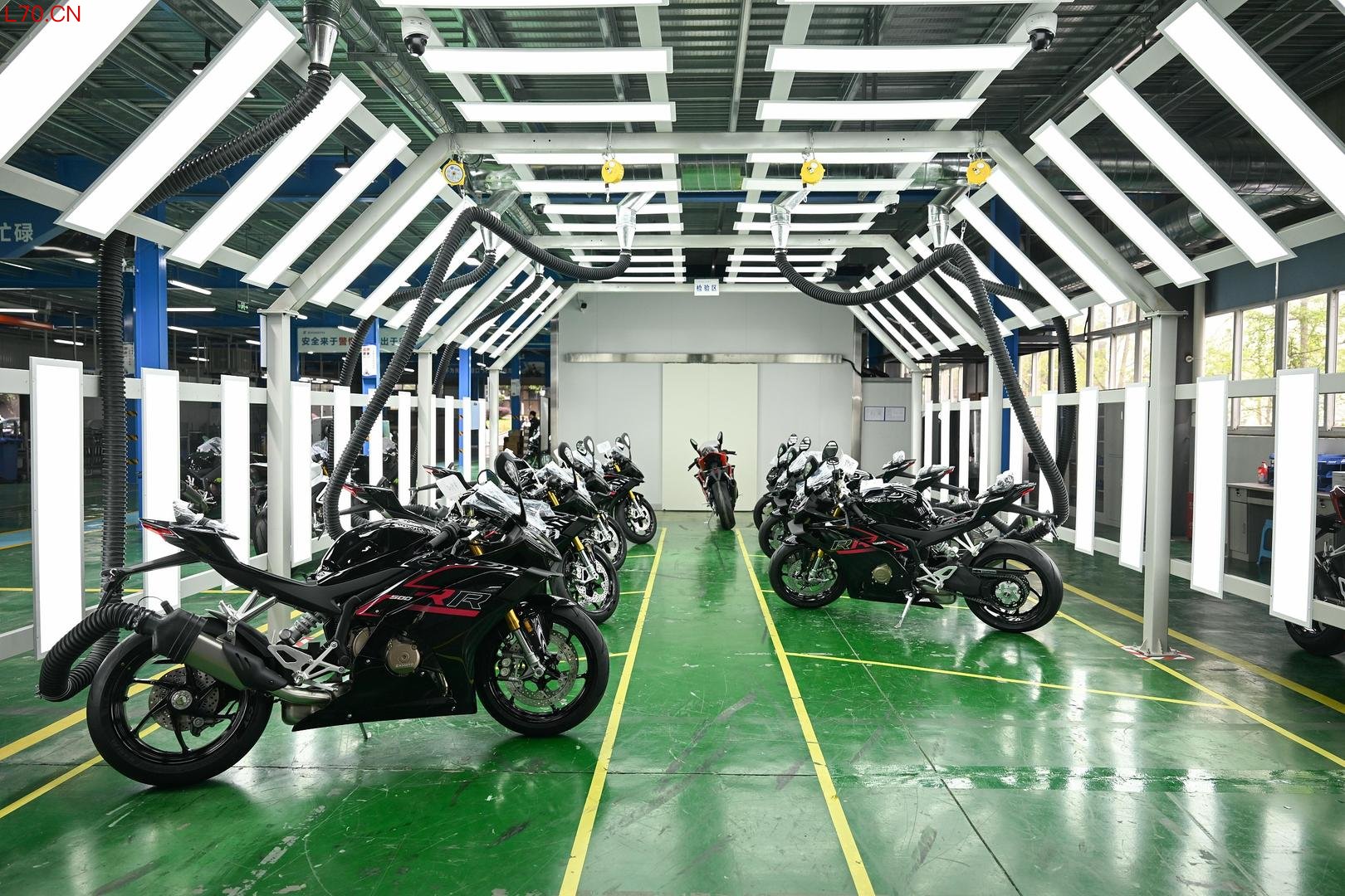 2026年3月30日，重庆张雪机车生产车间。图据视觉中国