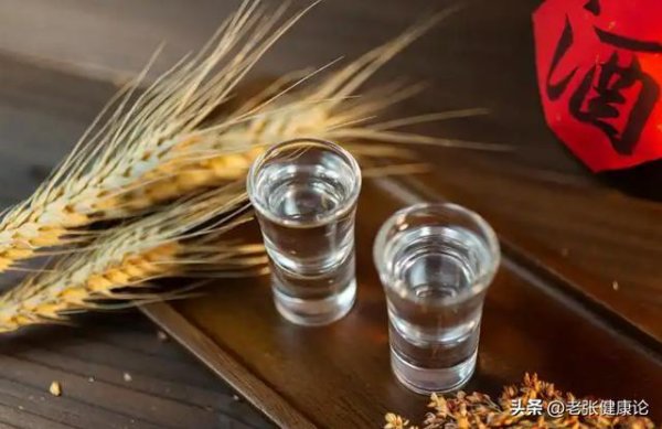 白酒再次被关注！医生发现：心梗病人喝白酒，不用多久或有6变化