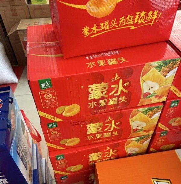 擦边山寨牛奶误导中老年消费者 认知盲区与市场博弈