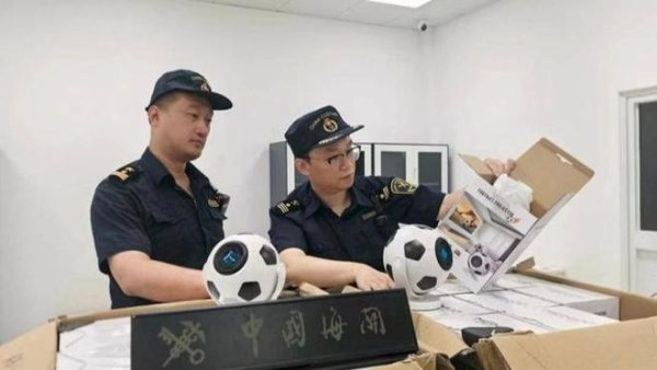 前5个月超去年全年！上海口岸跨境电商海运“小船”闯出大航道